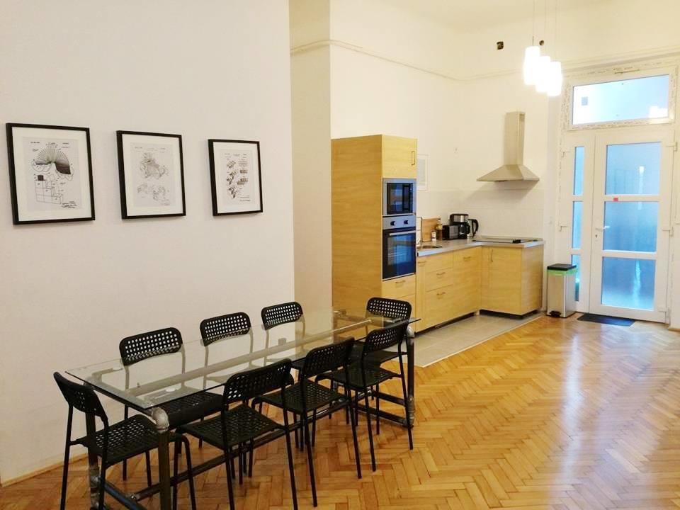 Budapest Central Apartment Homestay szállás